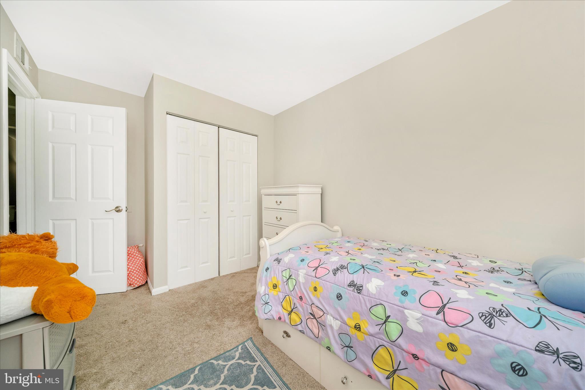 LONGMEAD CROSSING - Residential