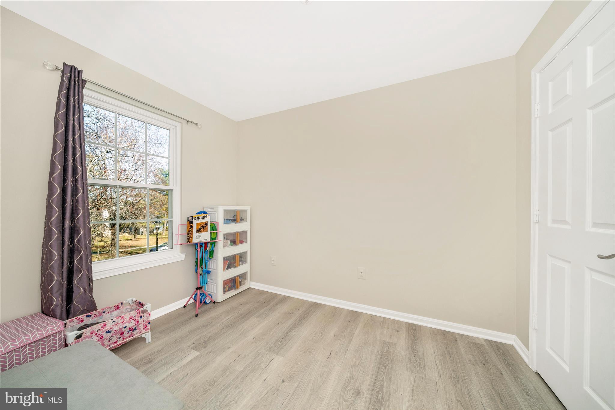 LONGMEAD CROSSING - Residential