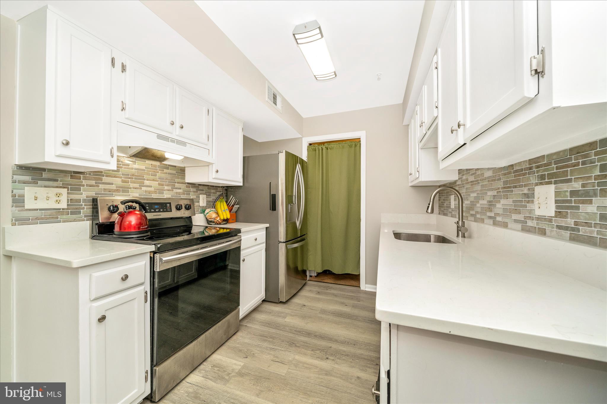 LONGMEAD CROSSING - Residential