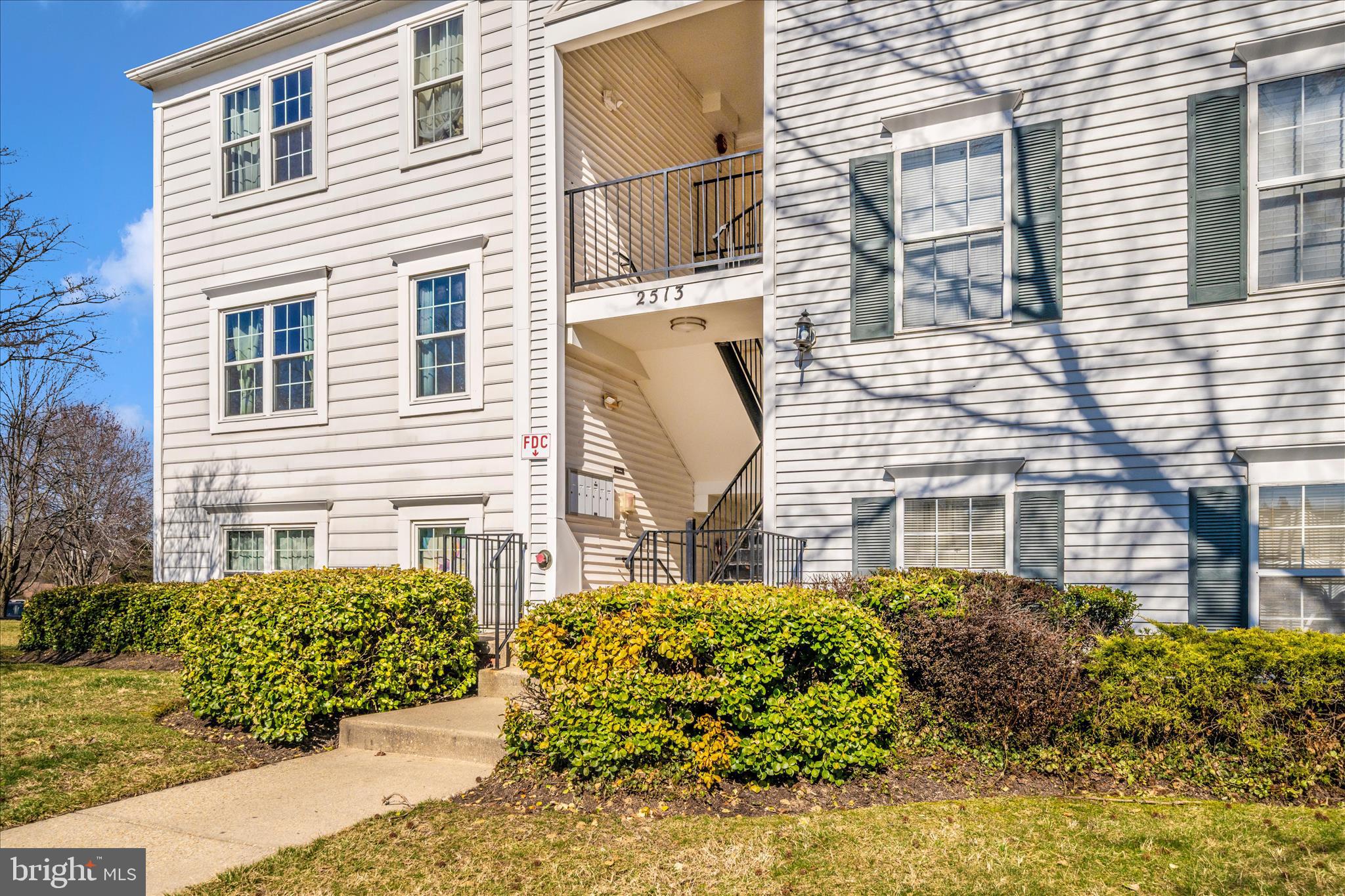 LONGMEAD CROSSING - Residential