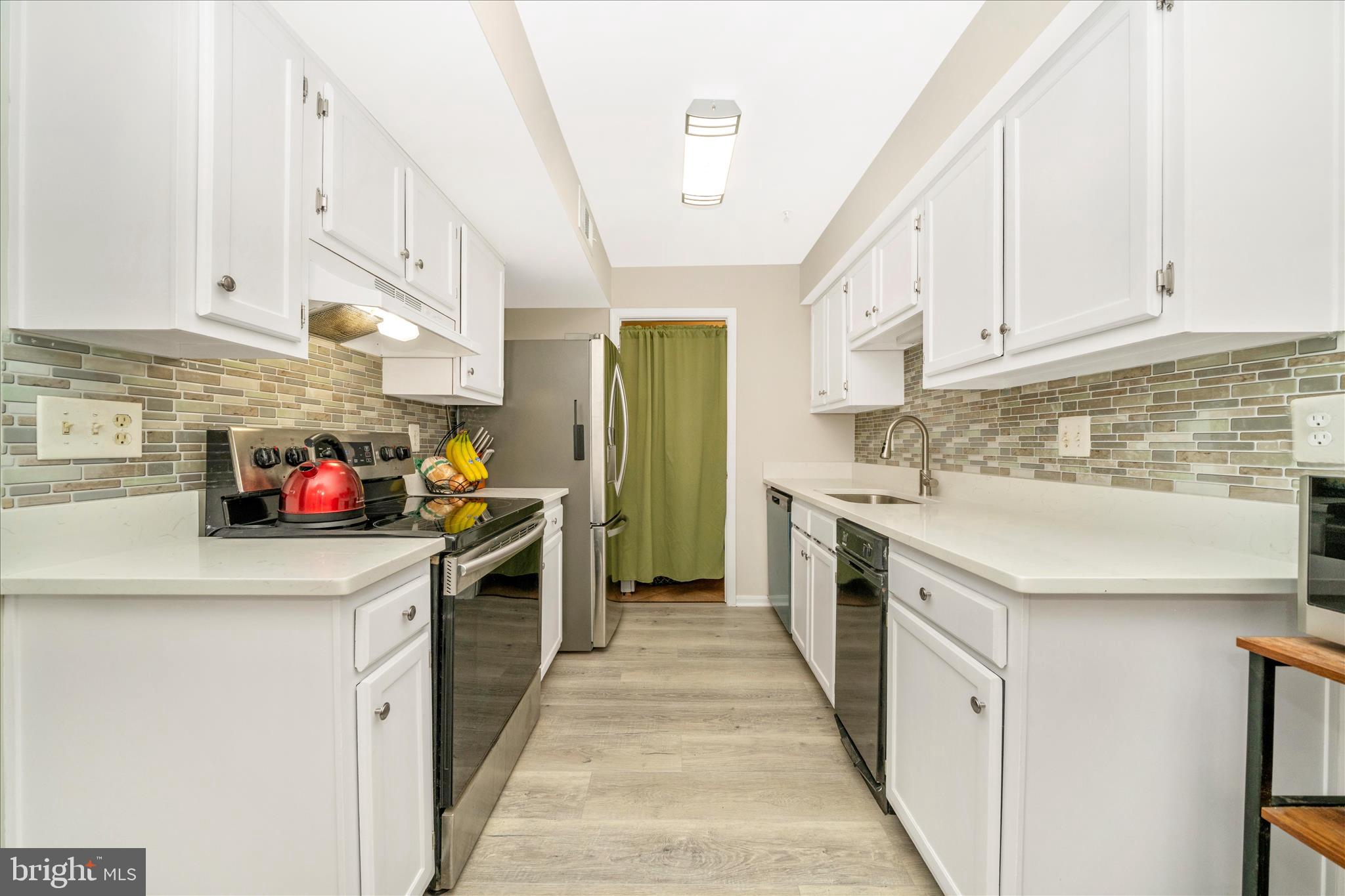 LONGMEAD CROSSING - Residential