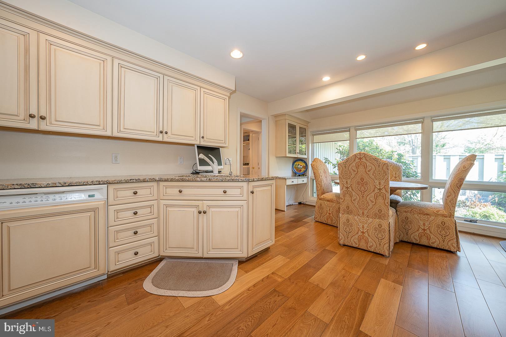 HERMITAGE - Residential