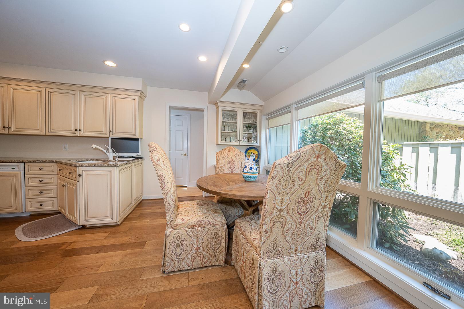 HERMITAGE - Residential