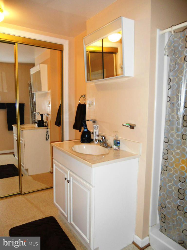 ELDERSBURG - Residential