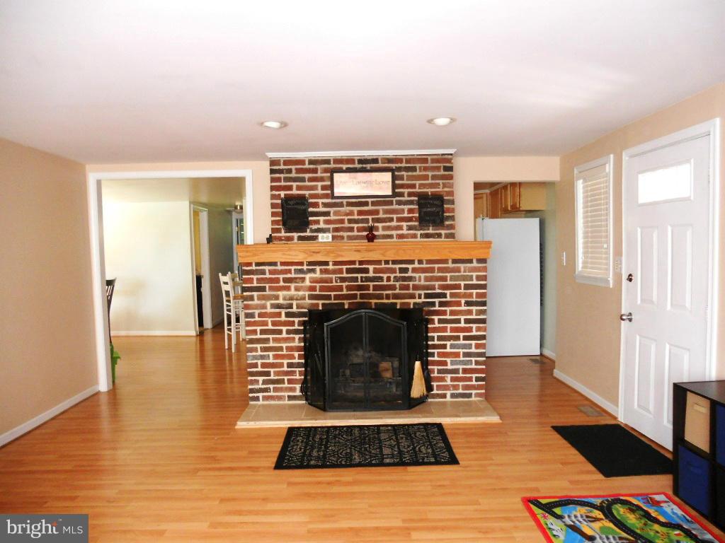 ELDERSBURG - Residential