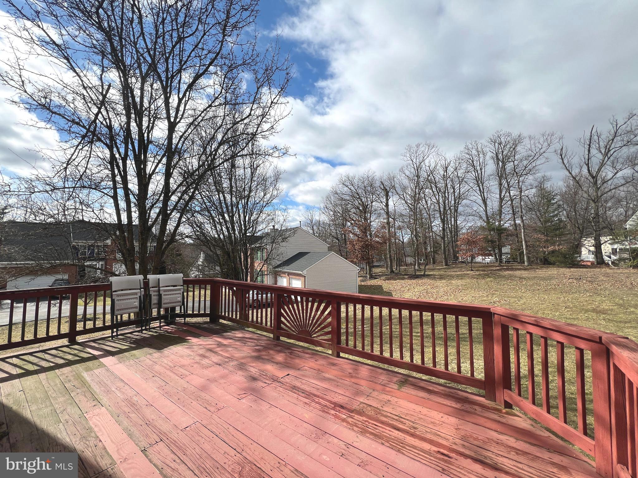 VALLEY STREAM ESTATES - Residential Lease