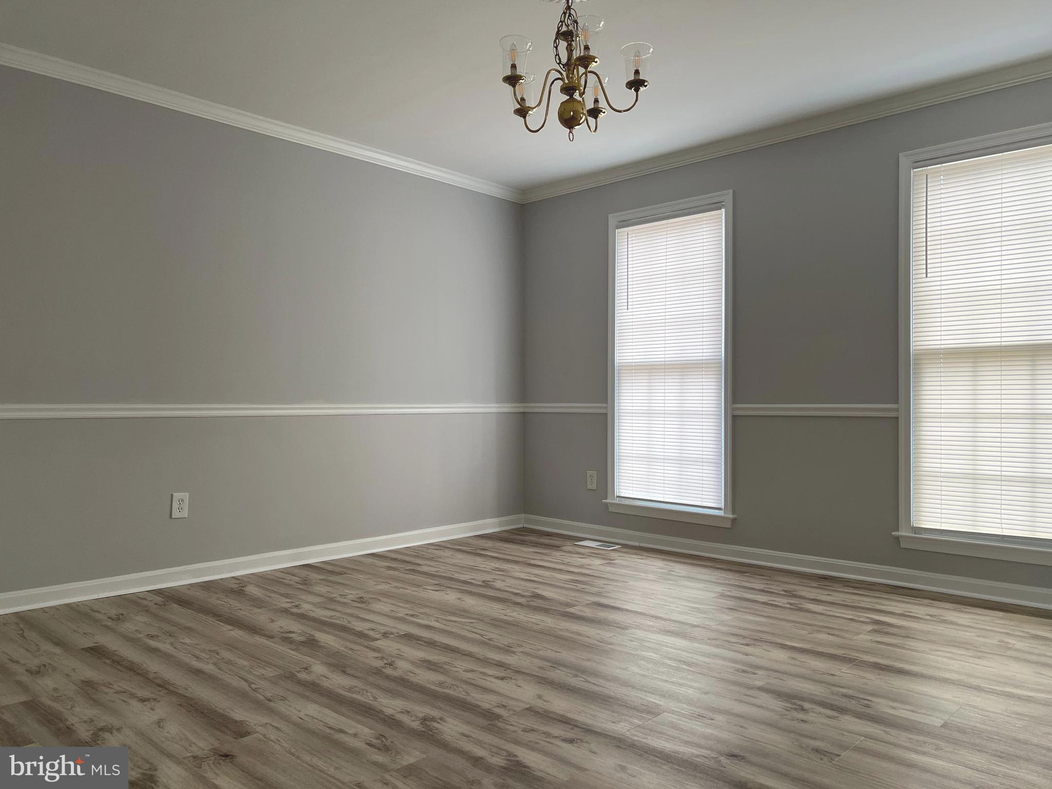 VALLEY STREAM ESTATES - Residential Lease