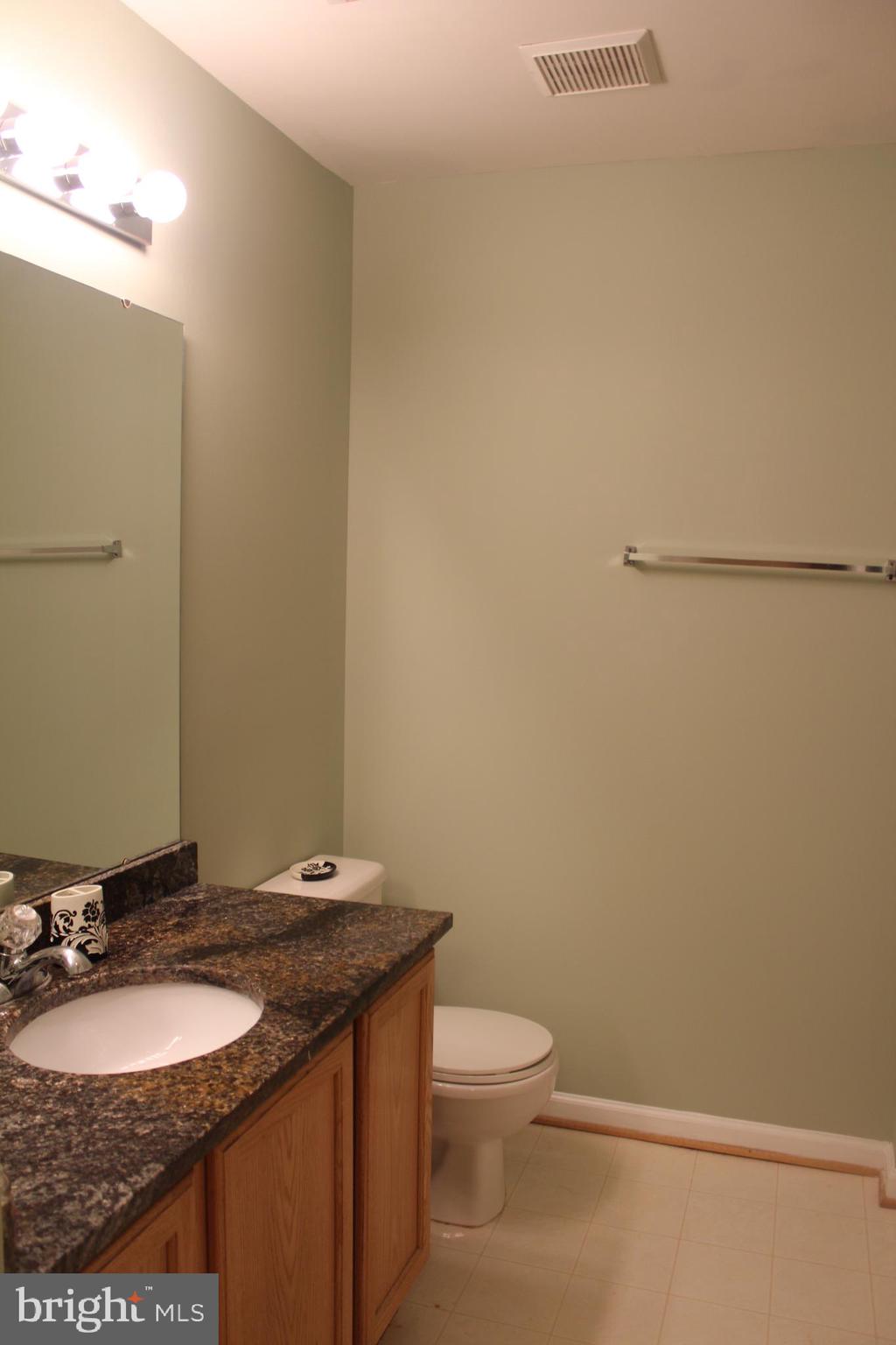 WELLESLEY - Residential Lease