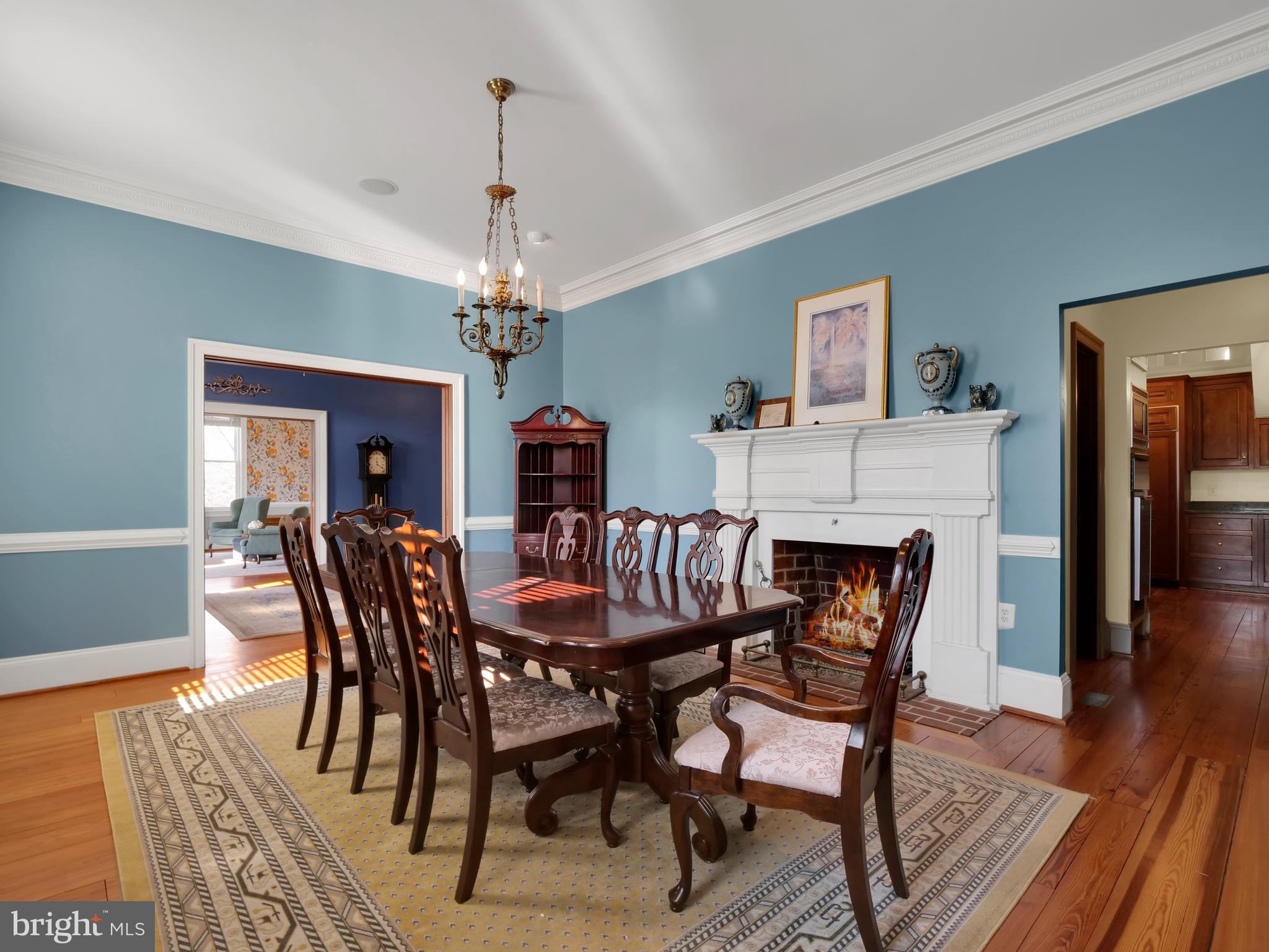 E DEBUTTS LAND - Residential