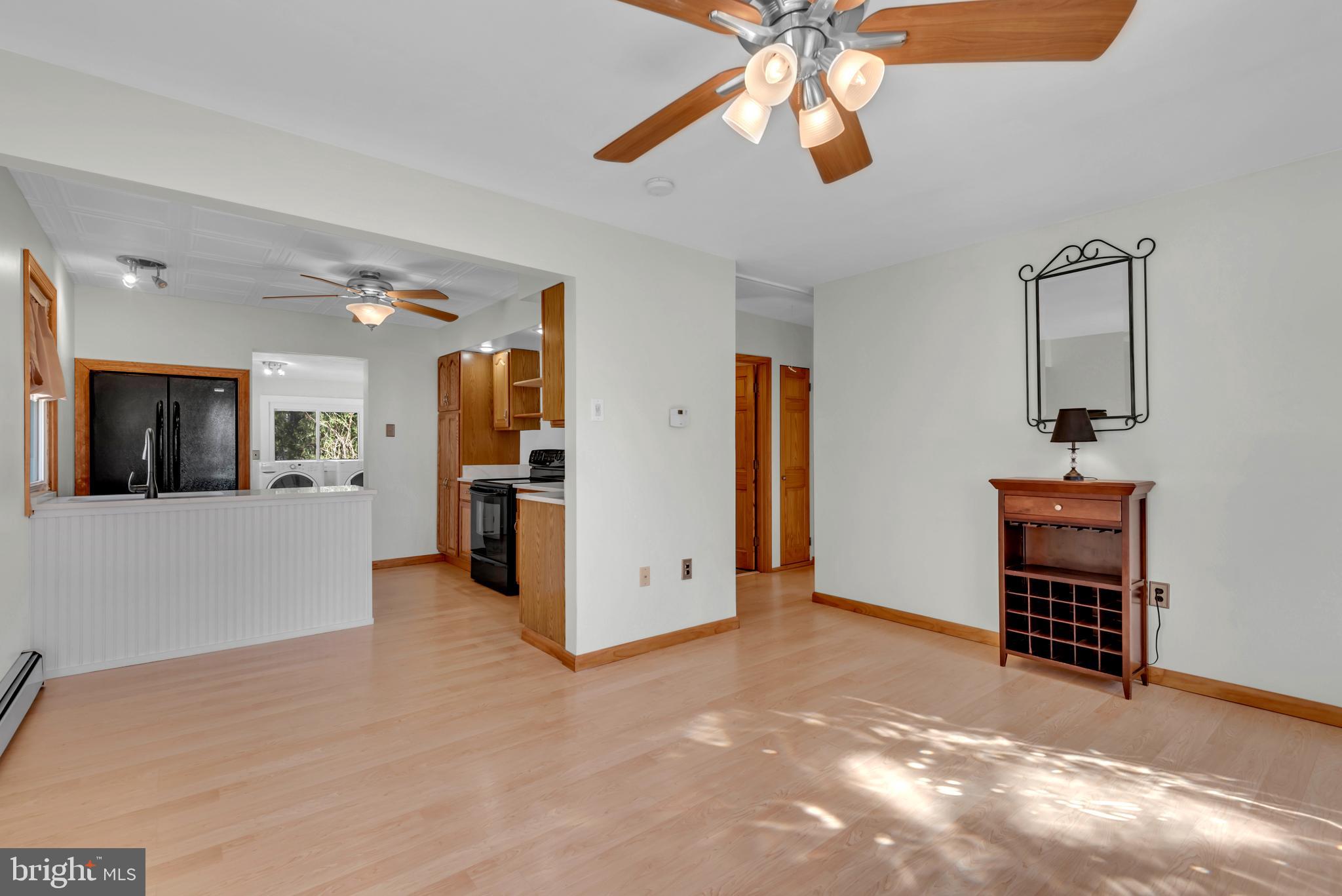 BROOKFIELD - Residential