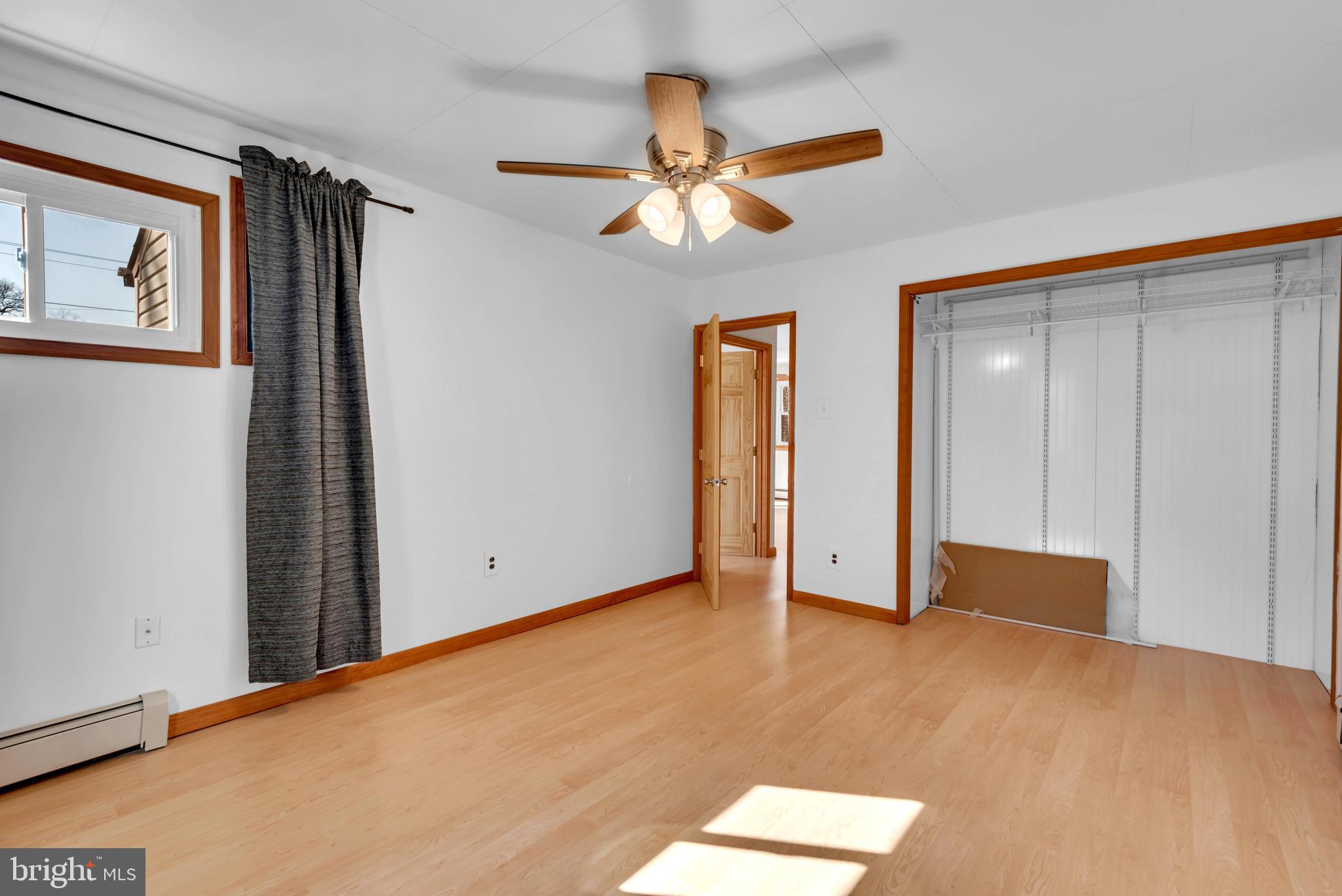 BROOKFIELD - Residential