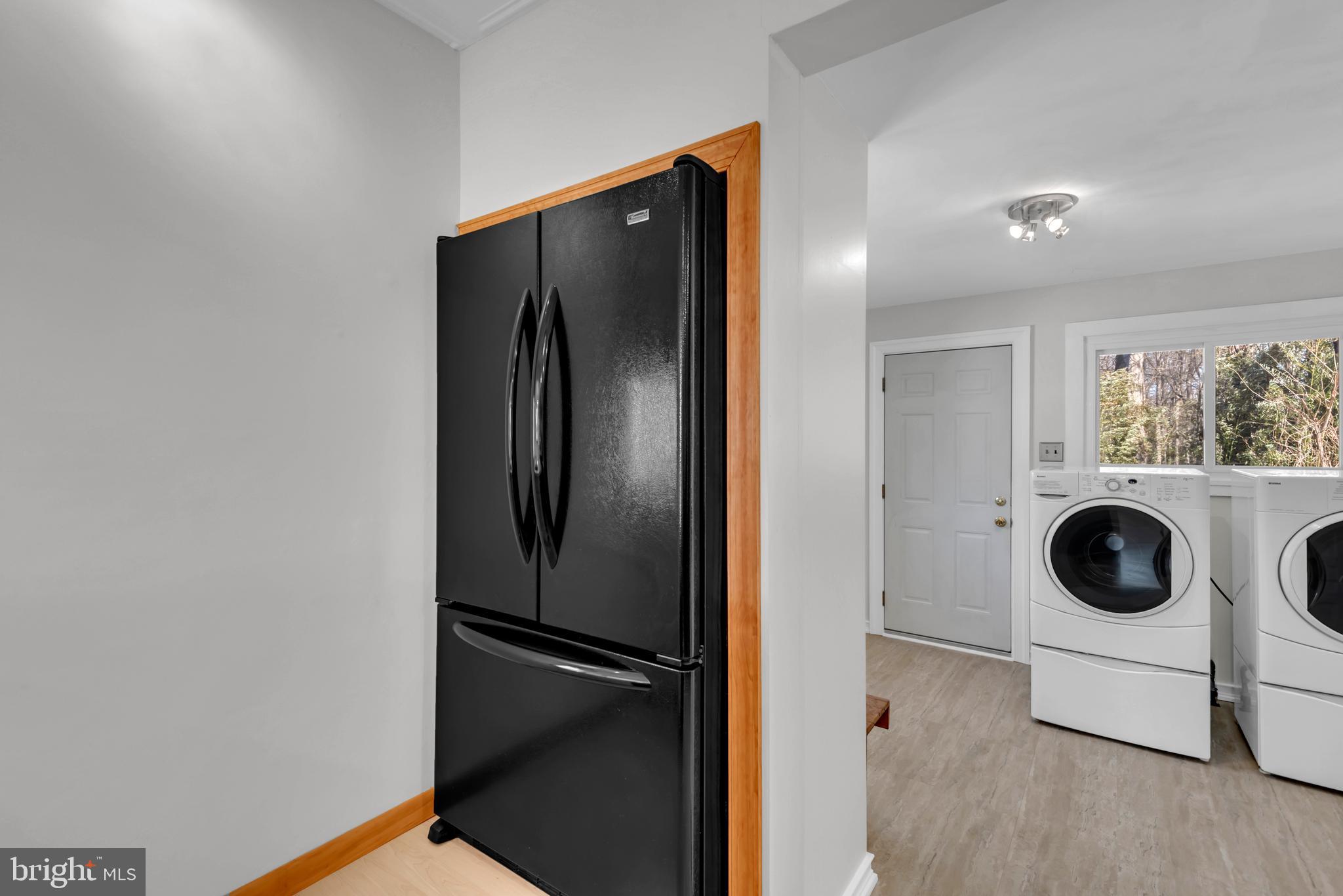 BROOKFIELD - Residential