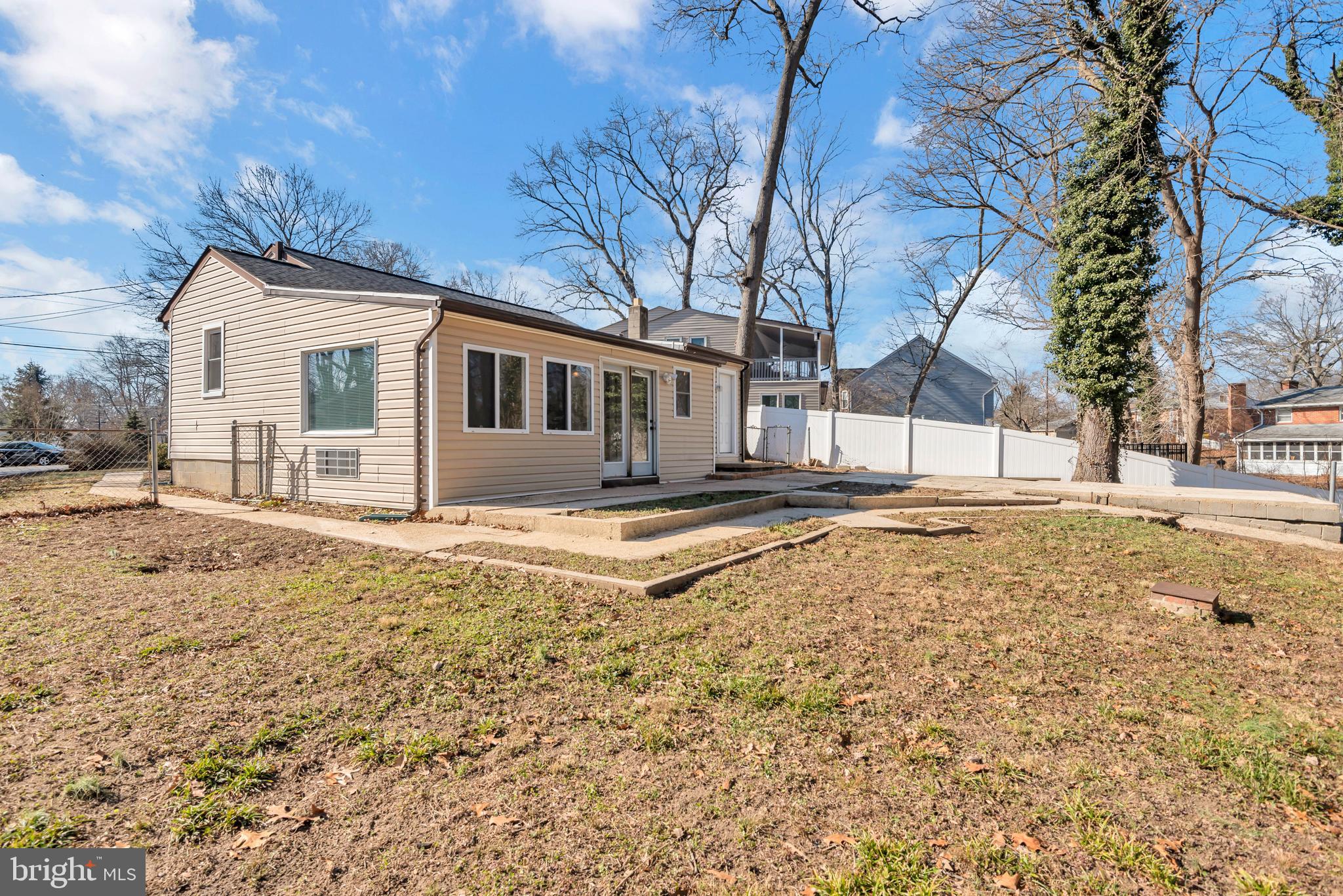 BROOKFIELD - Residential