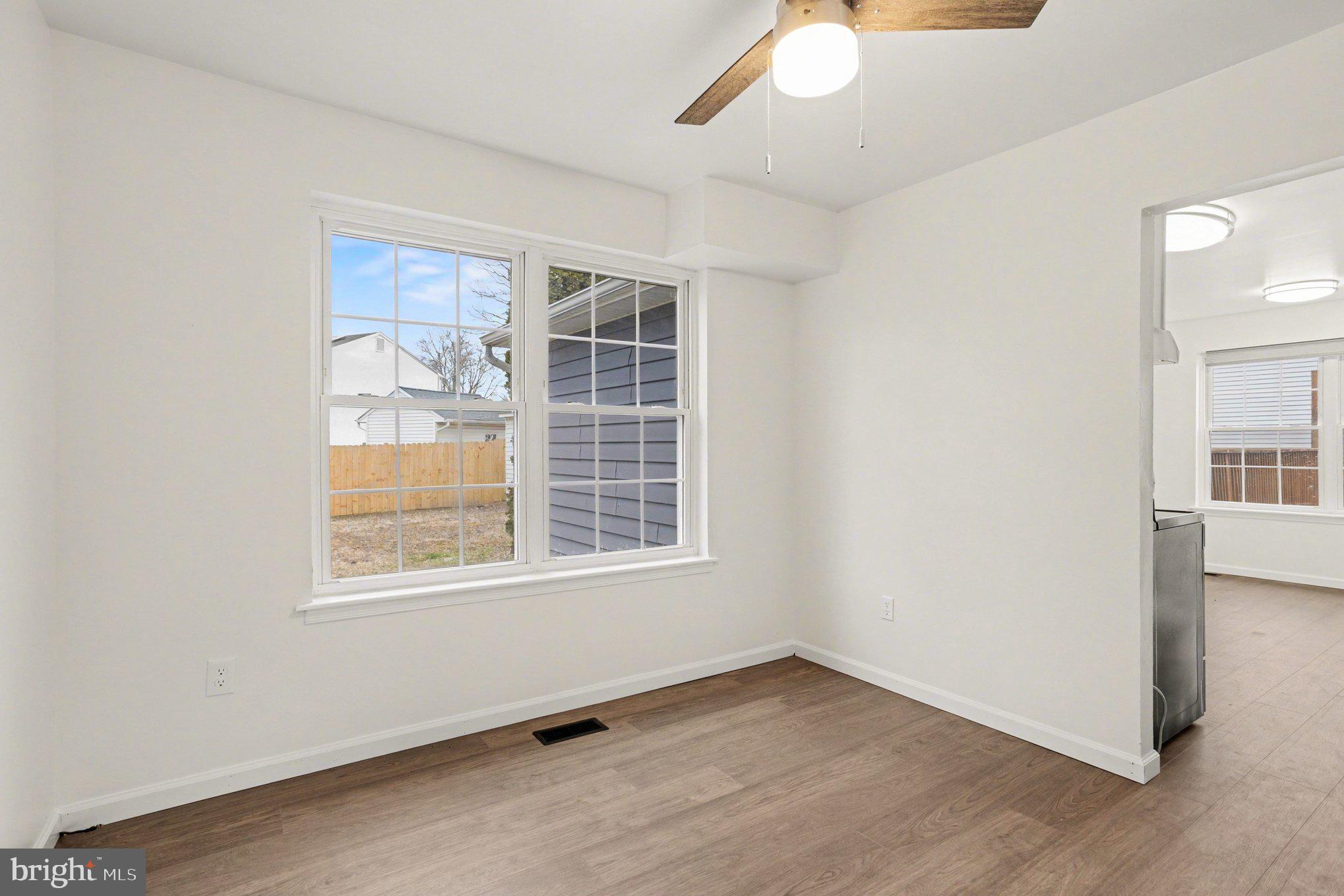 RIVERSIDE - Residential