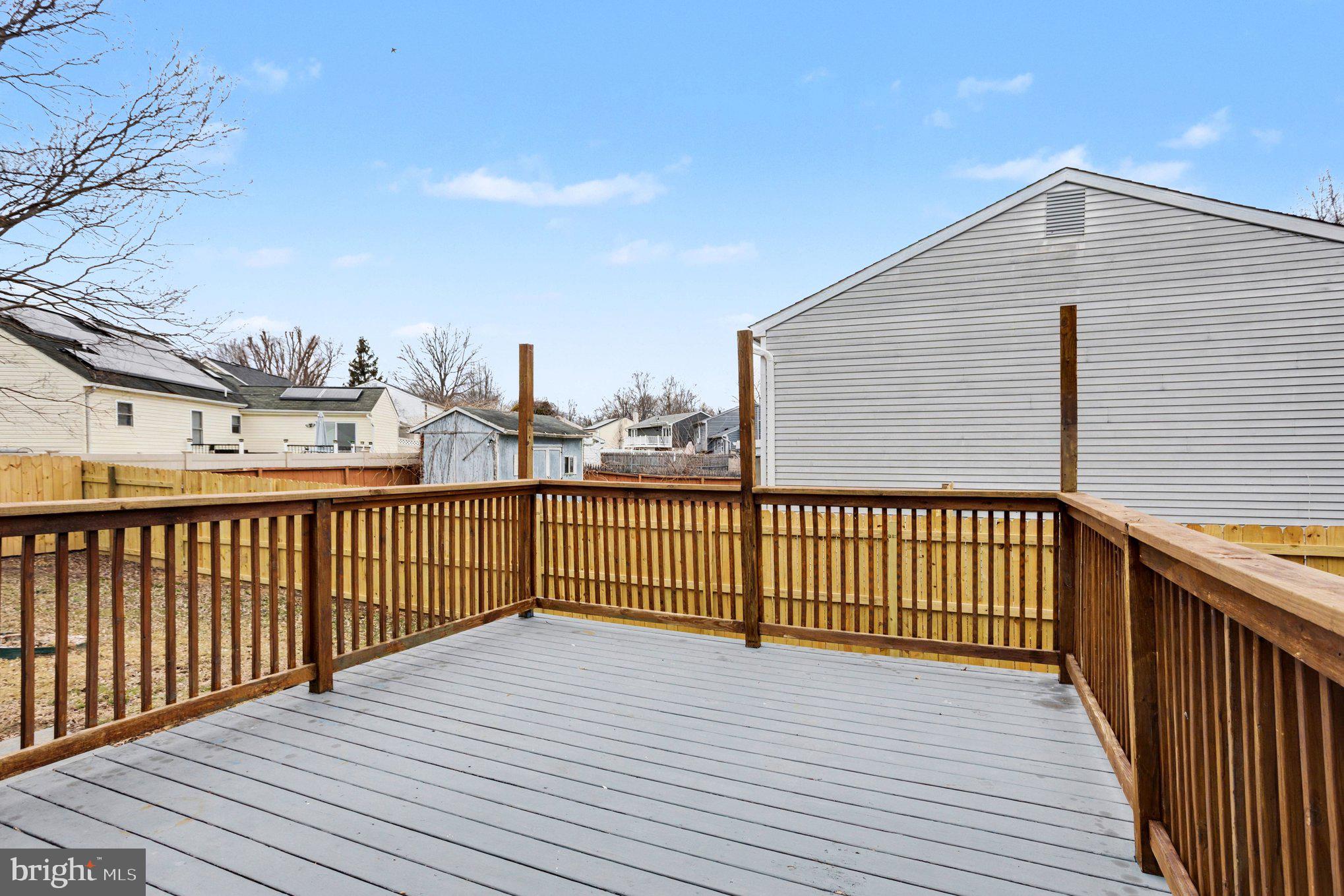 RIVERSIDE - Residential