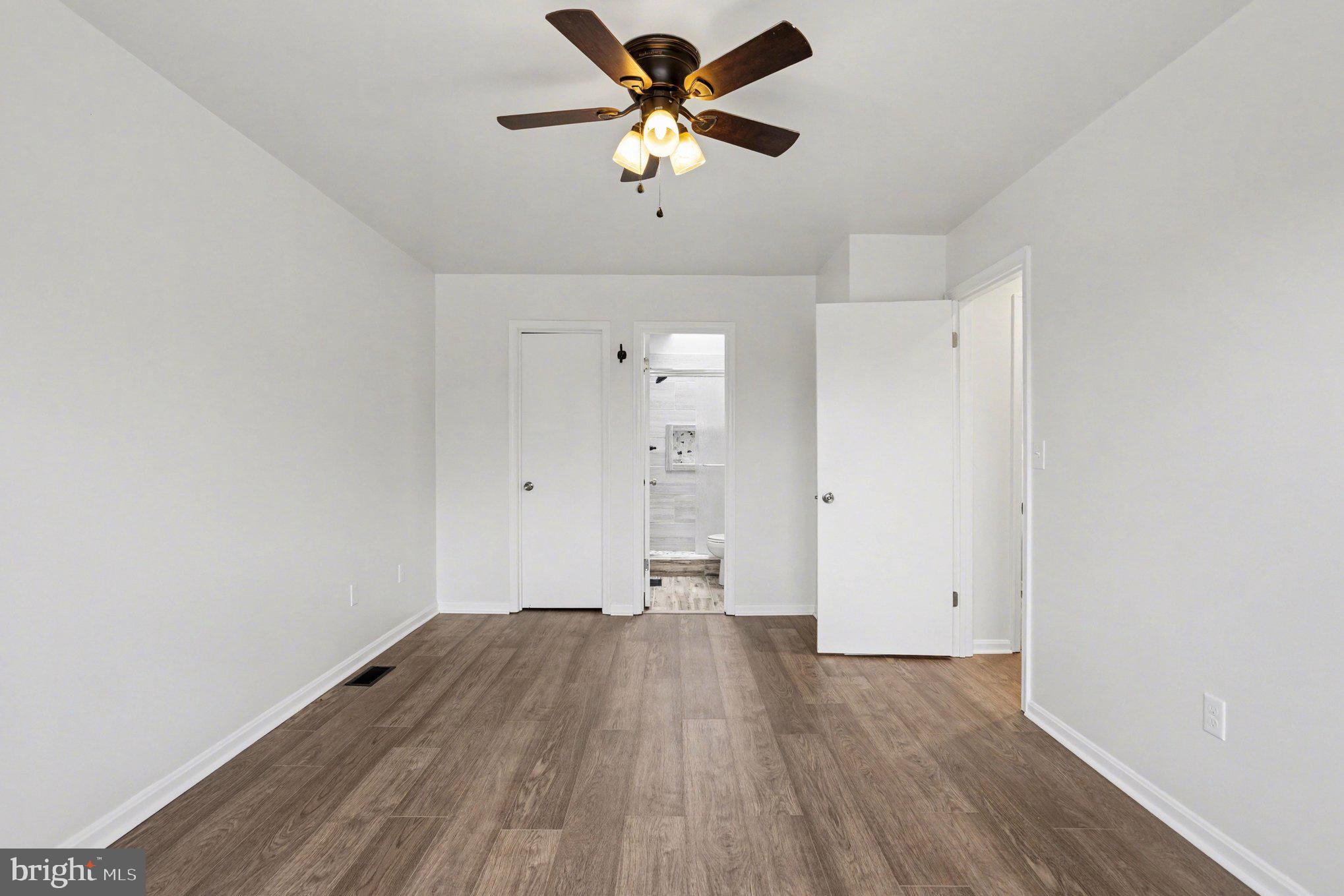 RIVERSIDE - Residential