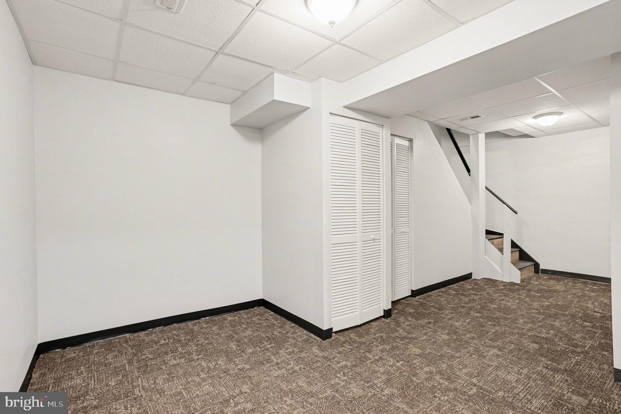 RIVERSIDE - Residential