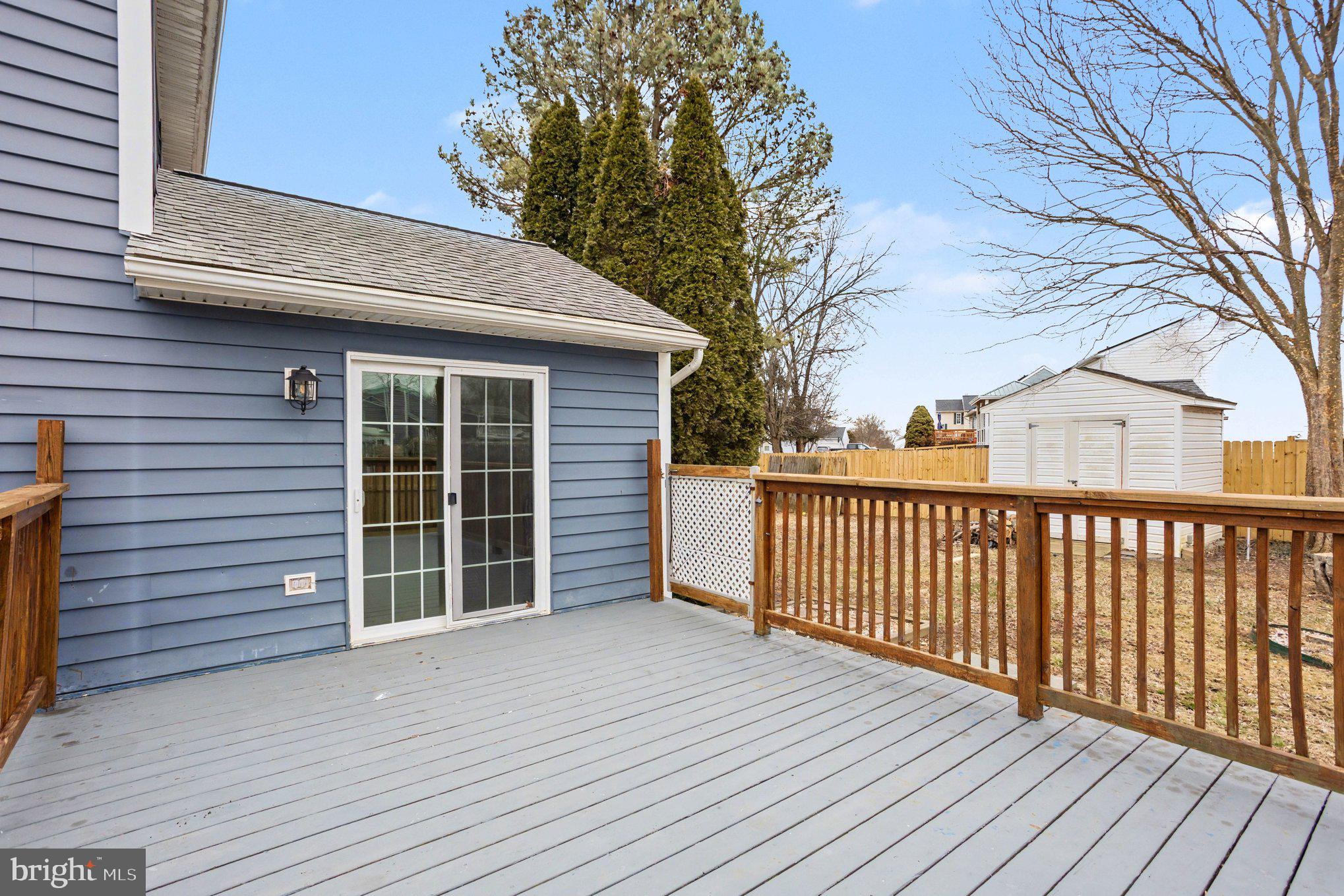 RIVERSIDE - Residential