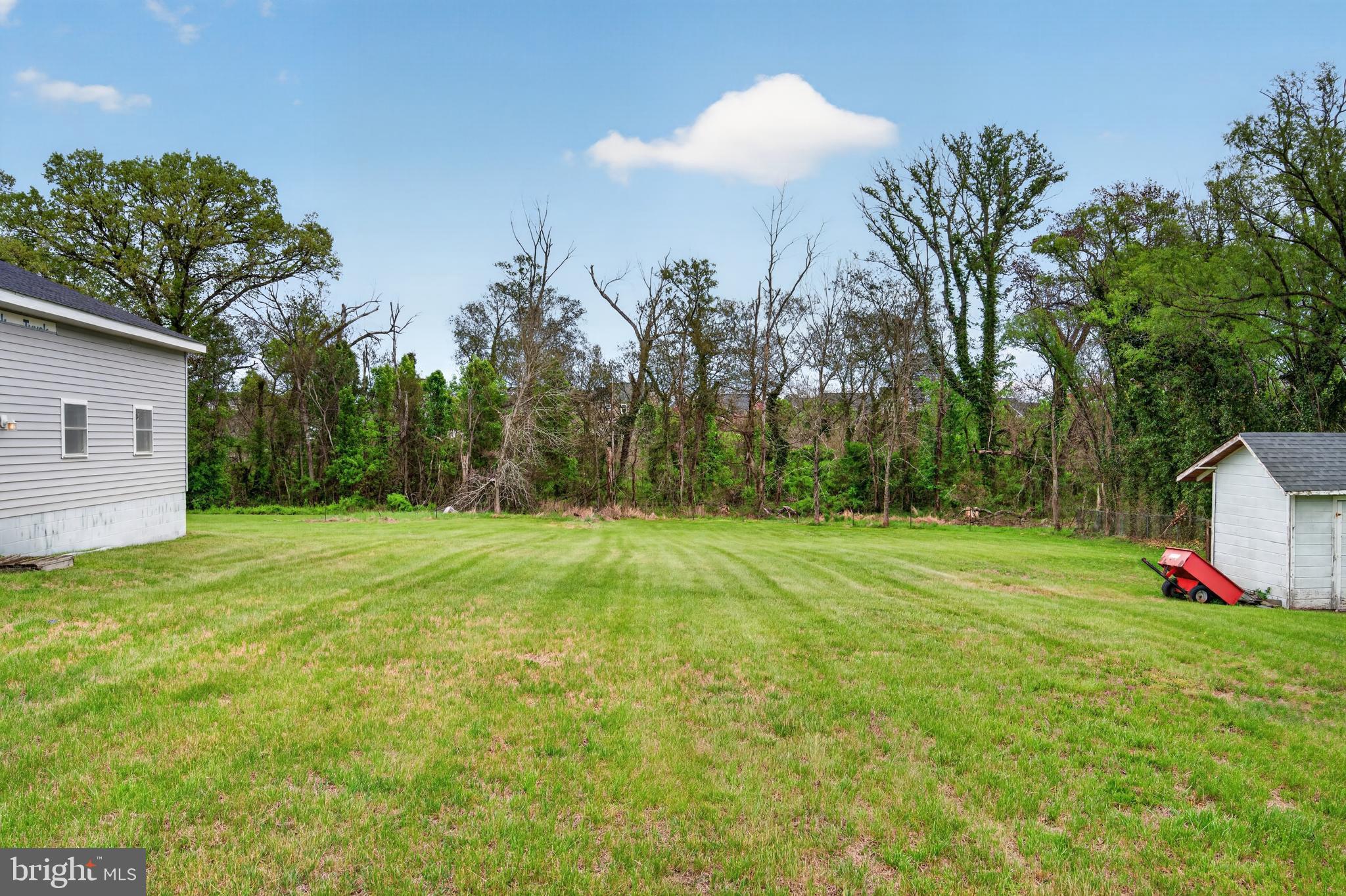 MEADOWBROOKE - Residential