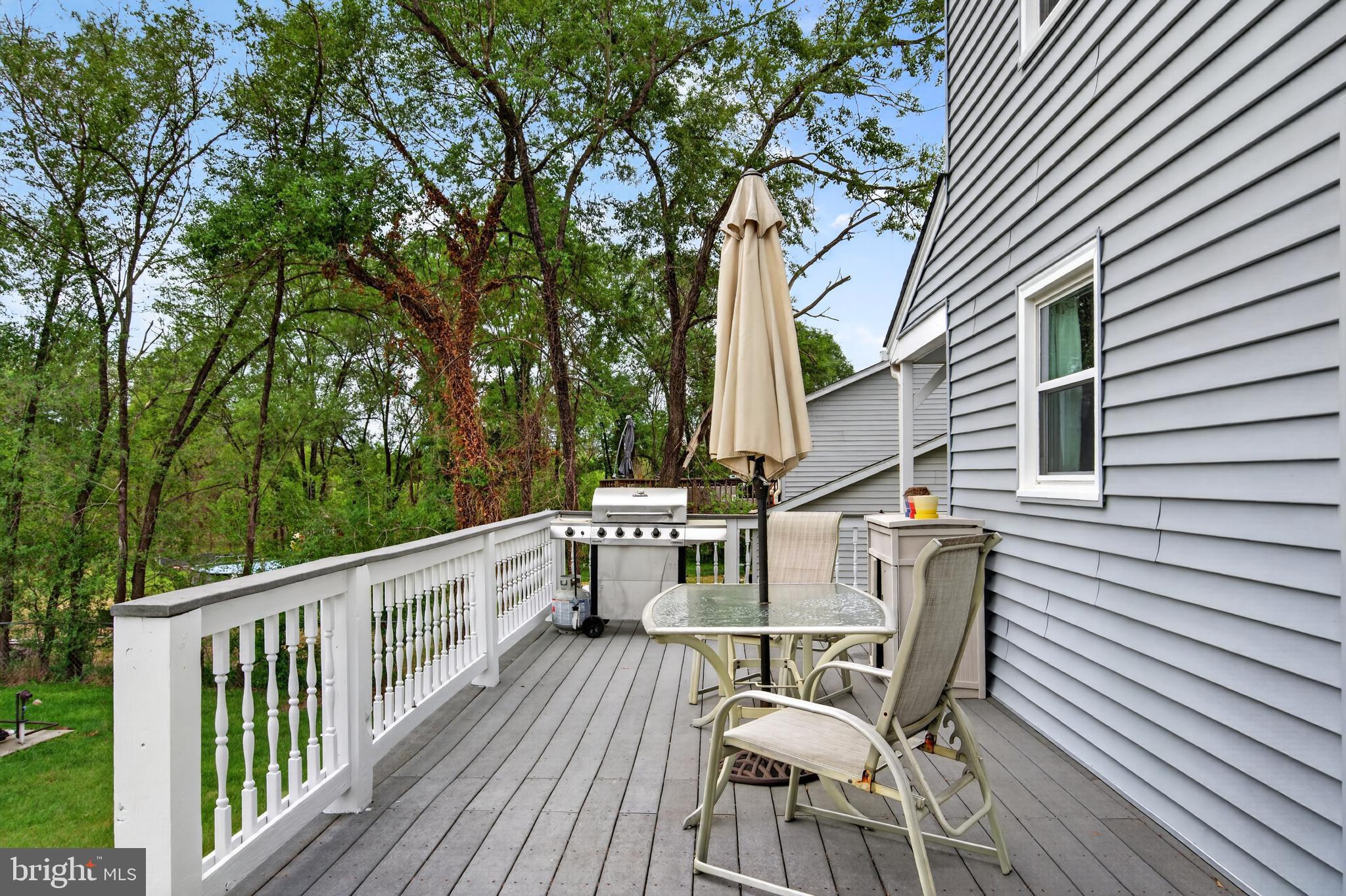 MEADOWBROOKE - Residential