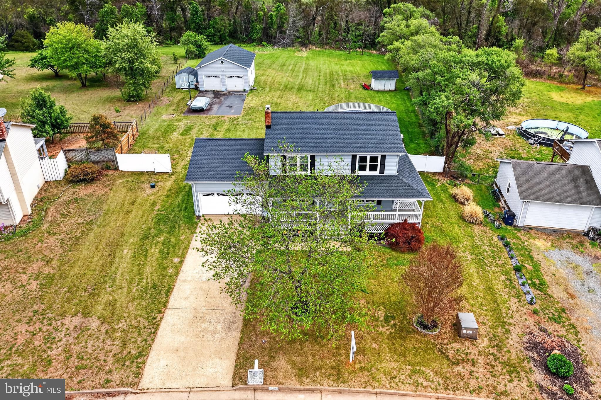 MEADOWBROOKE - Residential
