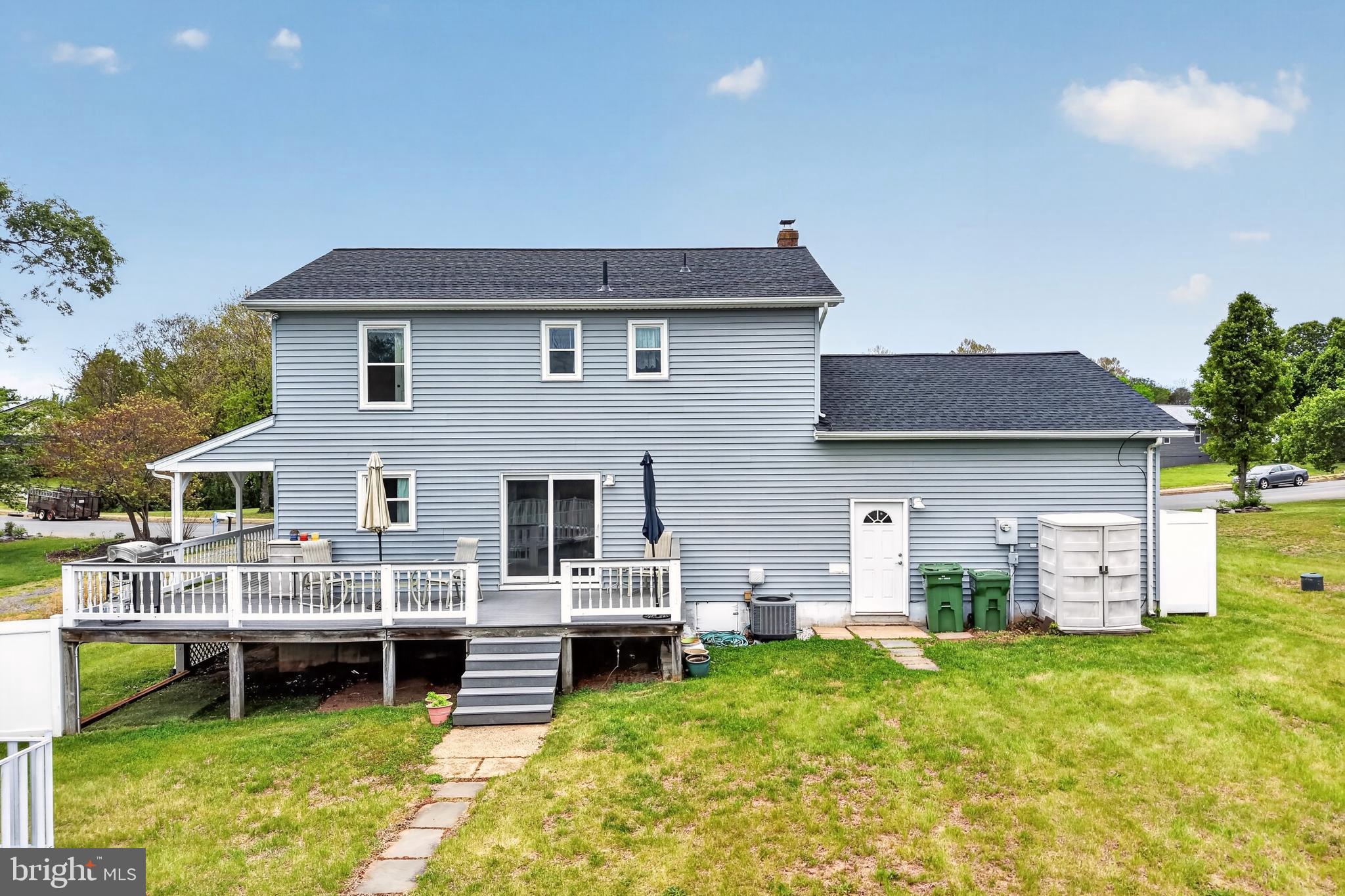 MEADOWBROOKE - Residential