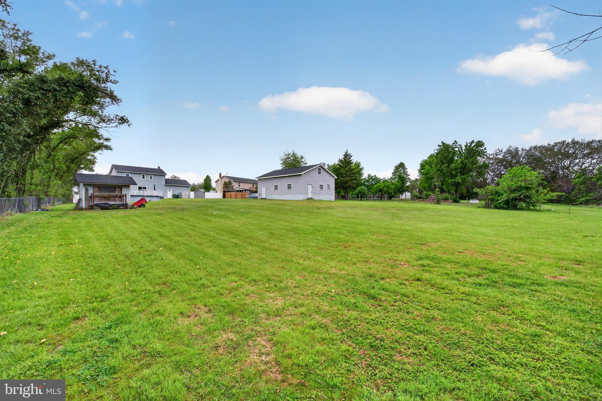 MEADOWBROOKE - Residential
