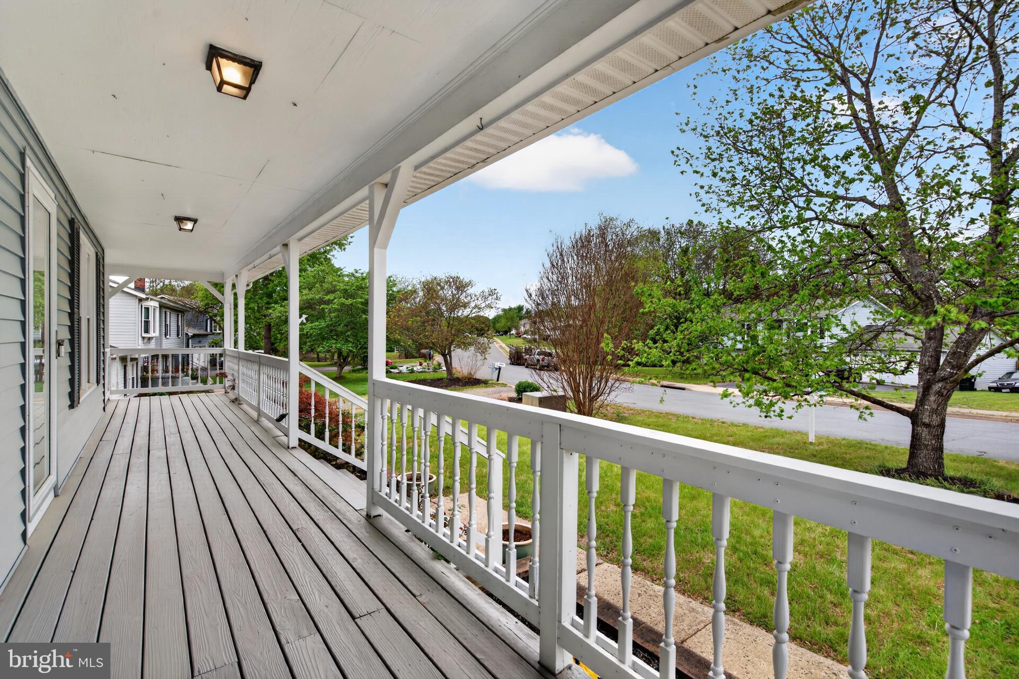 MEADOWBROOKE - Residential