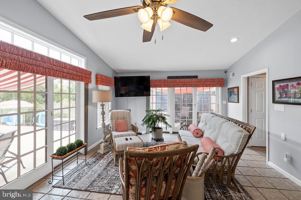 RIDGEVIEW - Residential