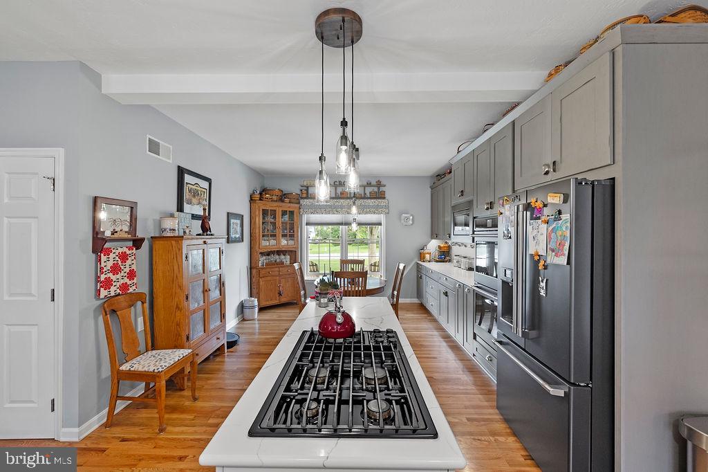 RIDGEVIEW - Residential