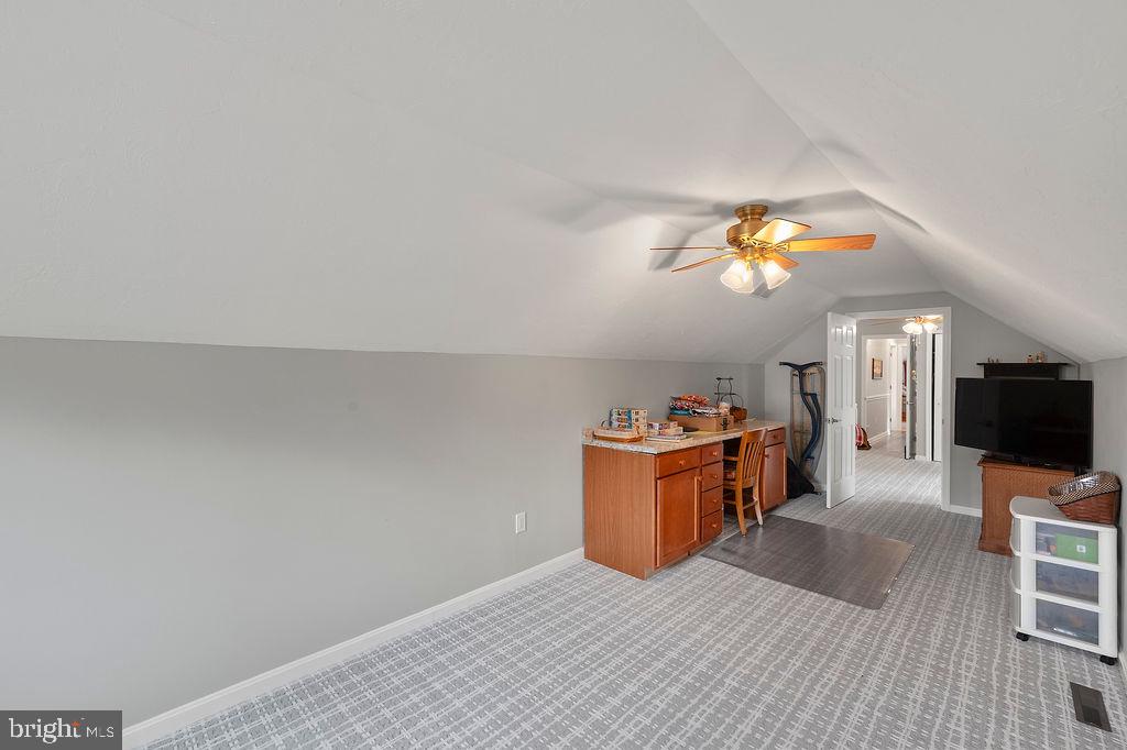 RIDGEVIEW - Residential