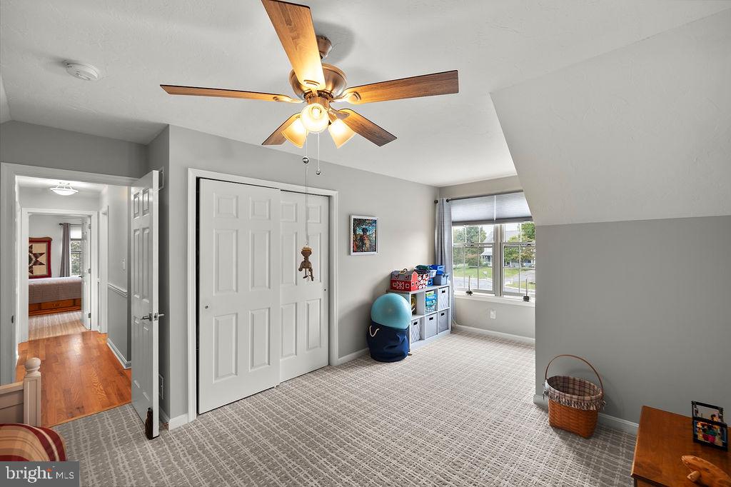 RIDGEVIEW - Residential