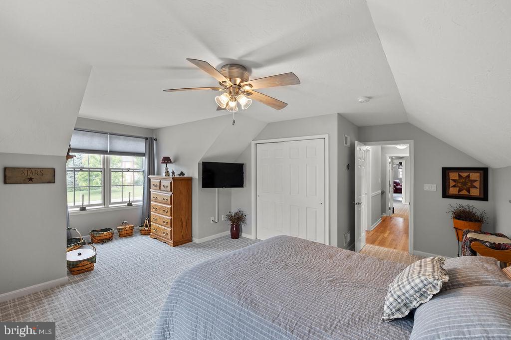 RIDGEVIEW - Residential