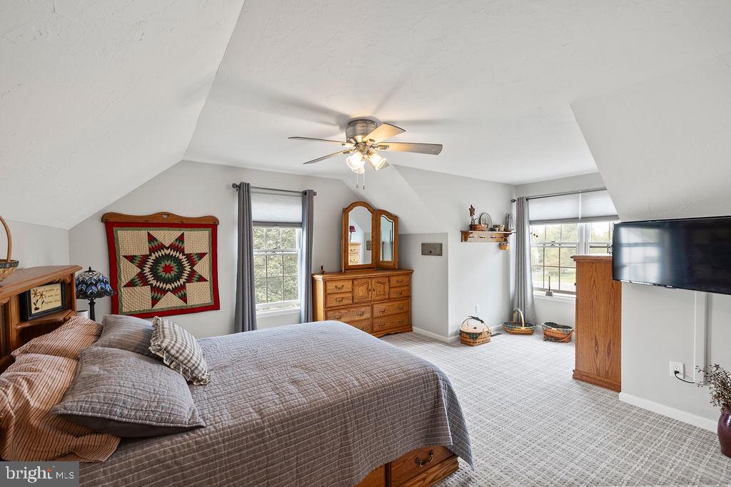 RIDGEVIEW - Residential