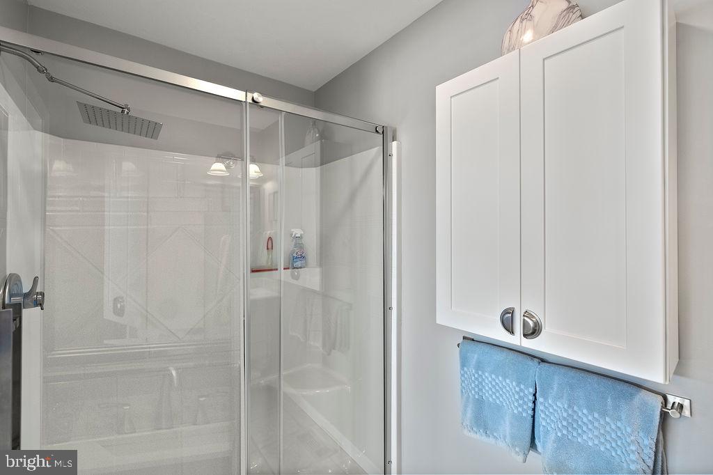 RIDGEVIEW - Residential