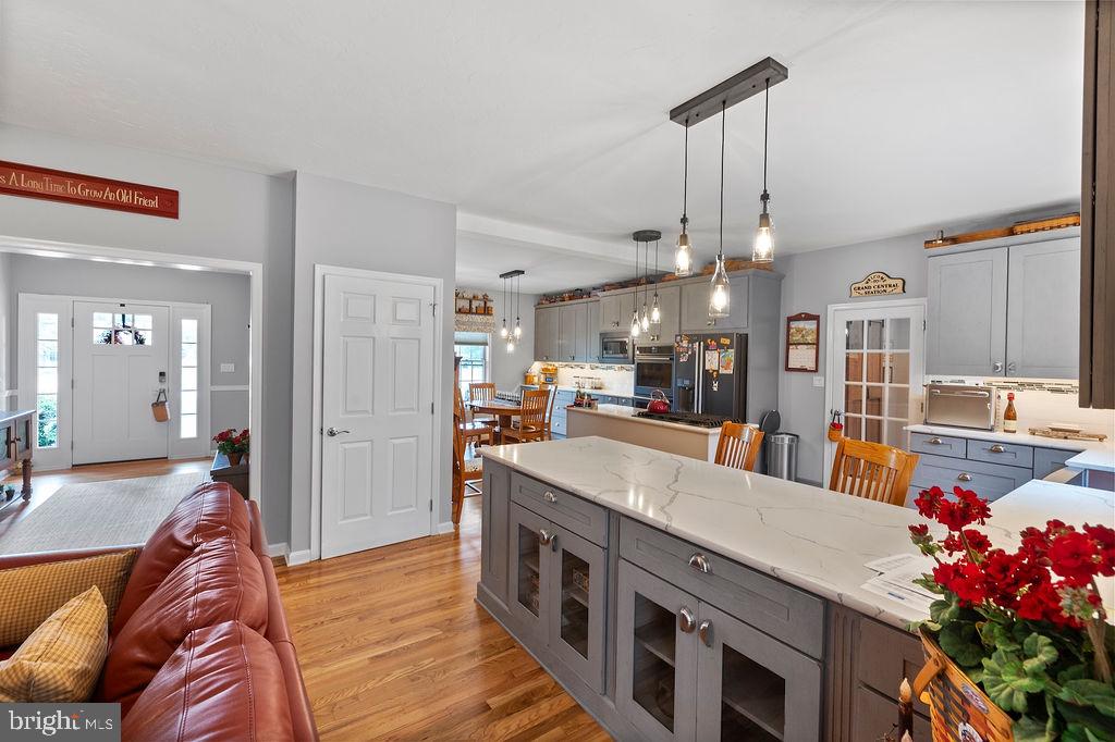 RIDGEVIEW - Residential