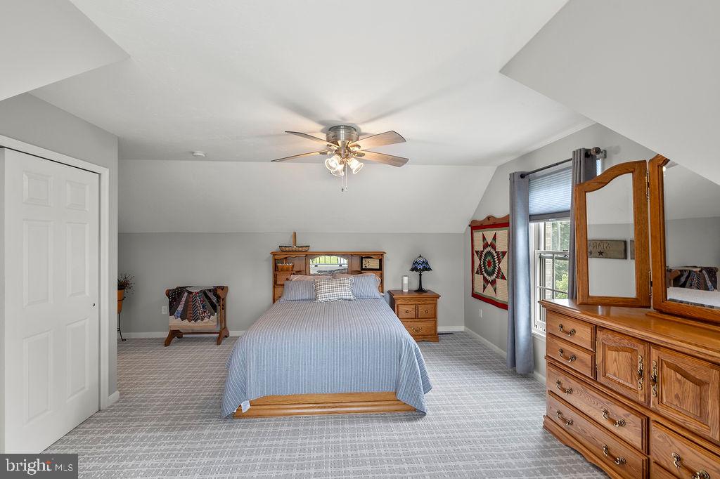 RIDGEVIEW - Residential