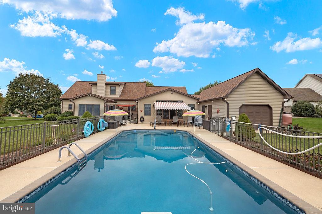 RIDGEVIEW - Residential