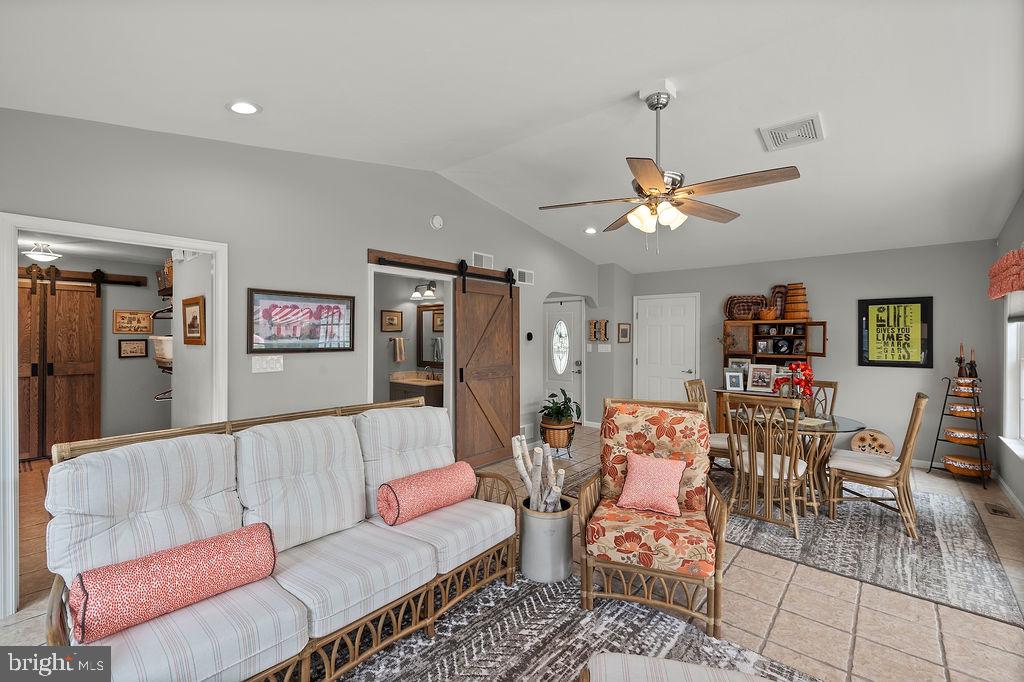 RIDGEVIEW - Residential