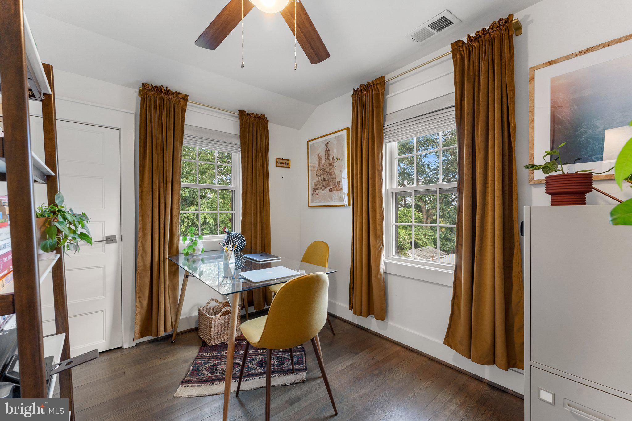 JEFFERSON MANOR - Residential