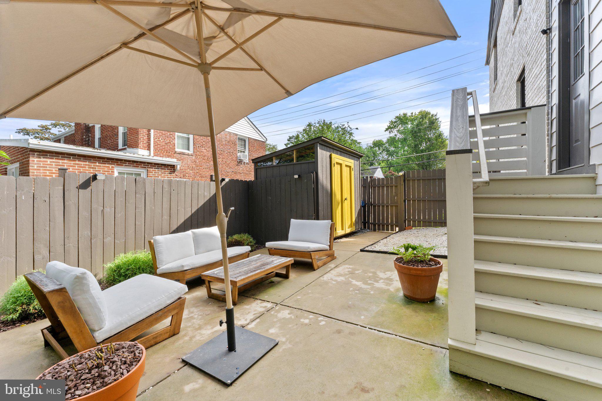 JEFFERSON MANOR - Residential