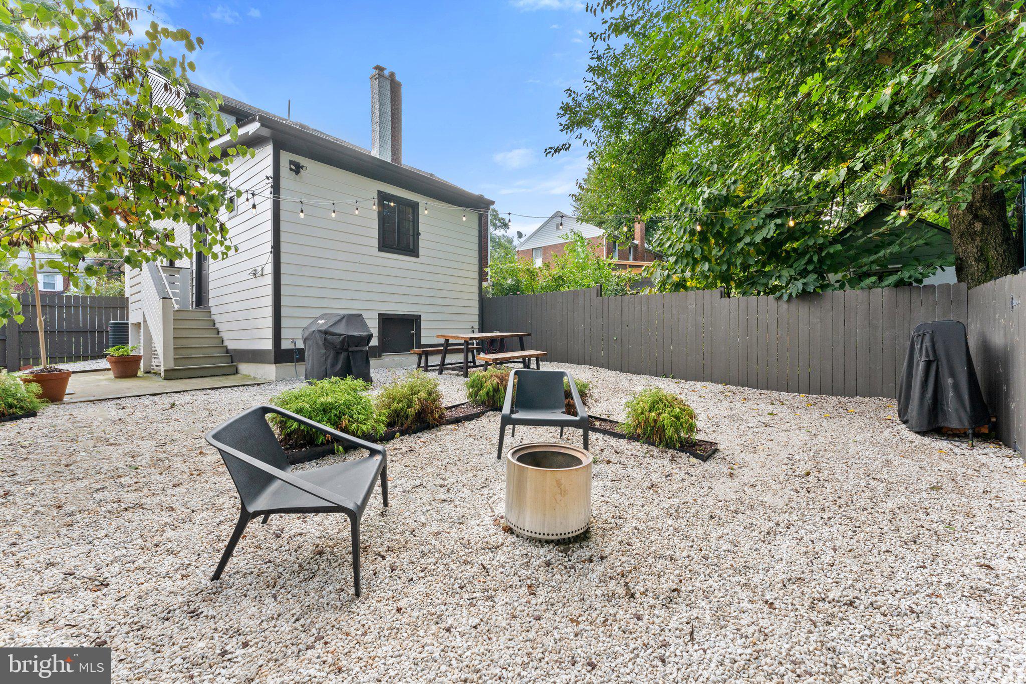 JEFFERSON MANOR - Residential