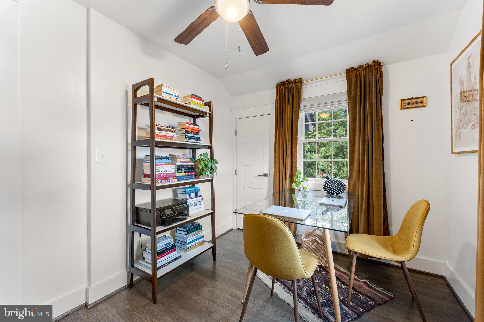 JEFFERSON MANOR - Residential