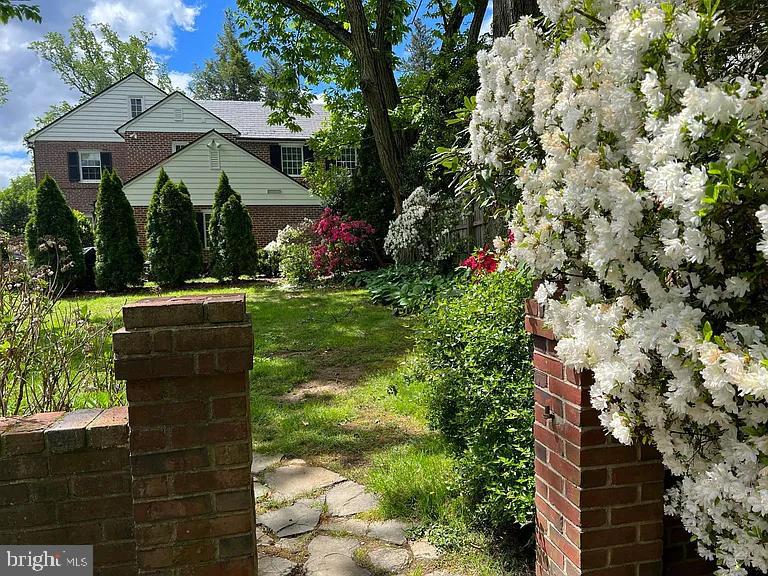 THE ORCHARDS - Residential Lease