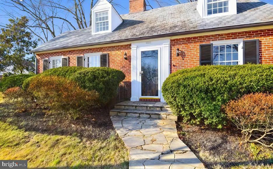 THE ORCHARDS - Residential Lease