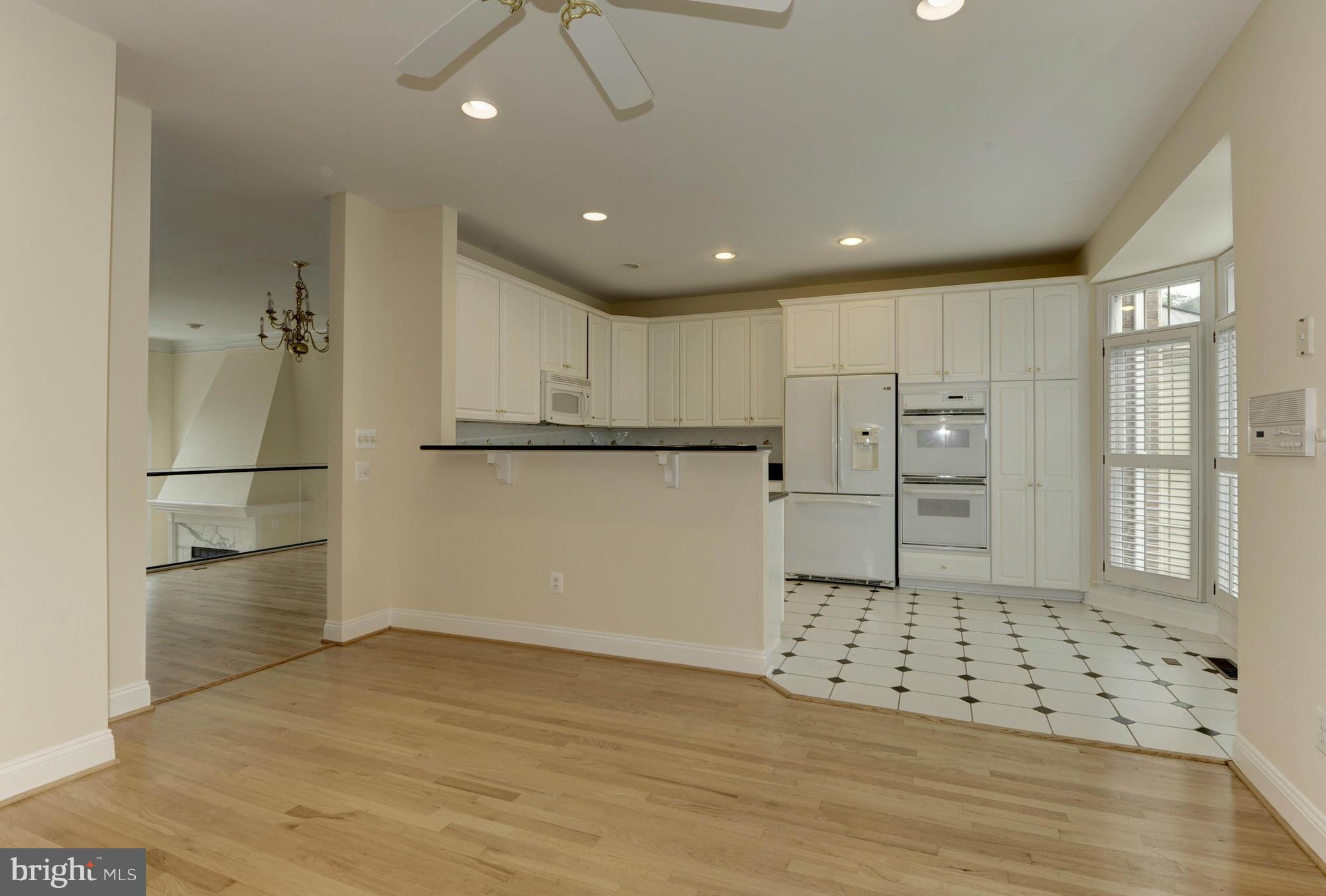 PALISADES PARK - Residential Lease