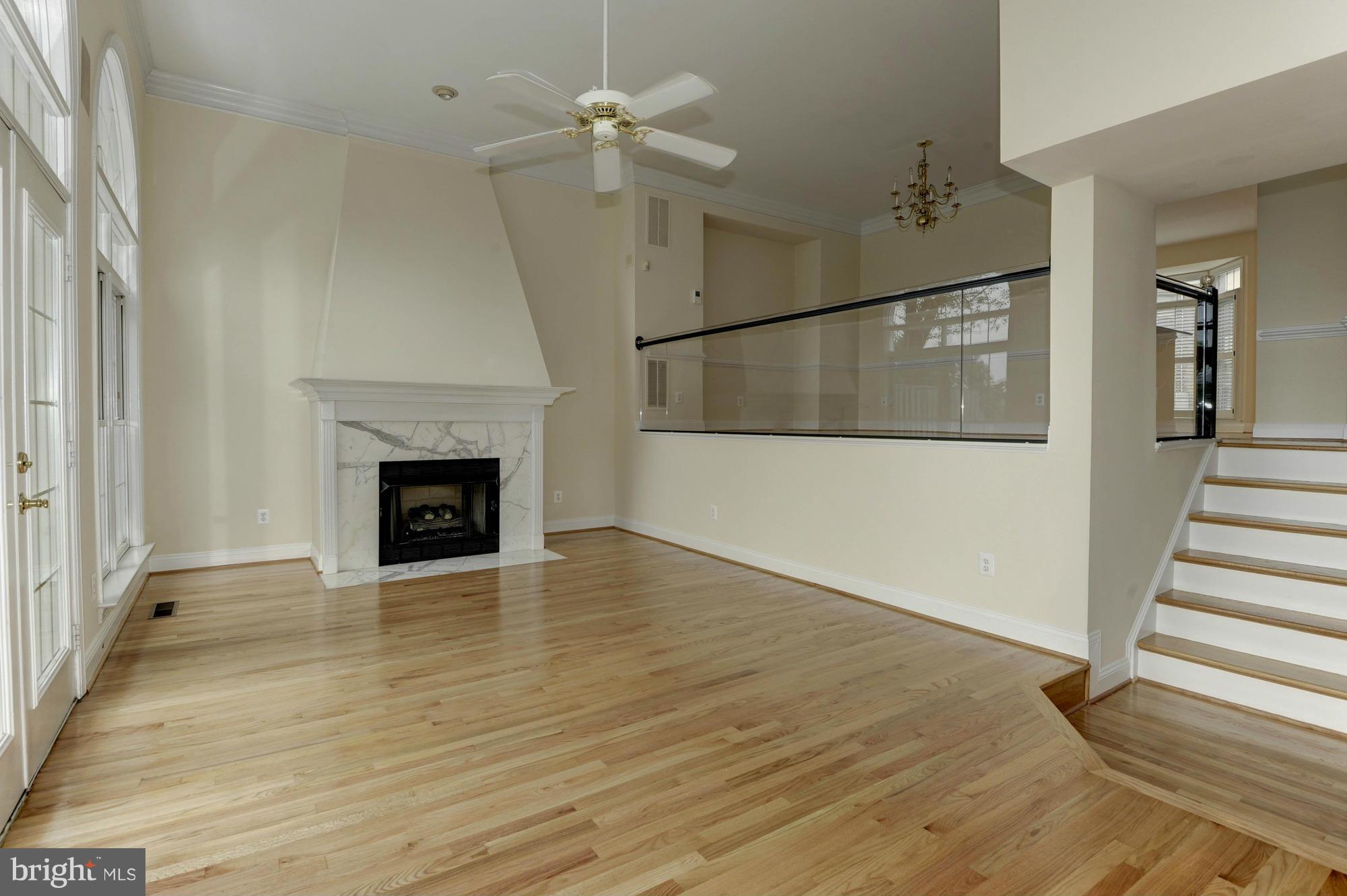 PALISADES PARK - Residential Lease