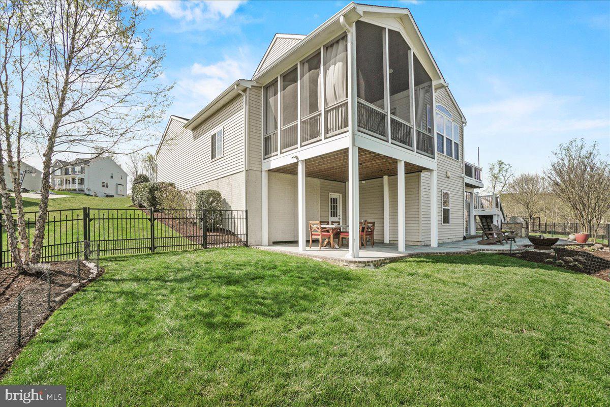 CLEARVIEW AT NEW MARKET - Residential