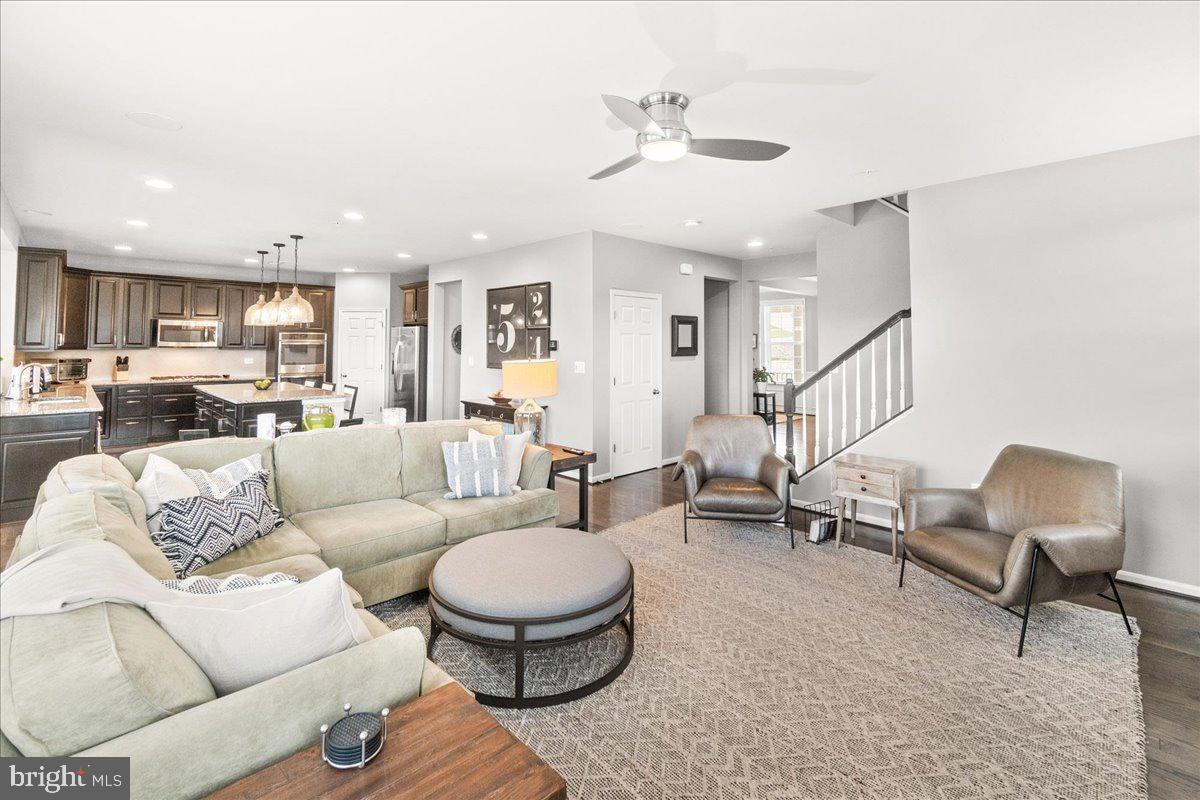 CLEARVIEW AT NEW MARKET - Residential