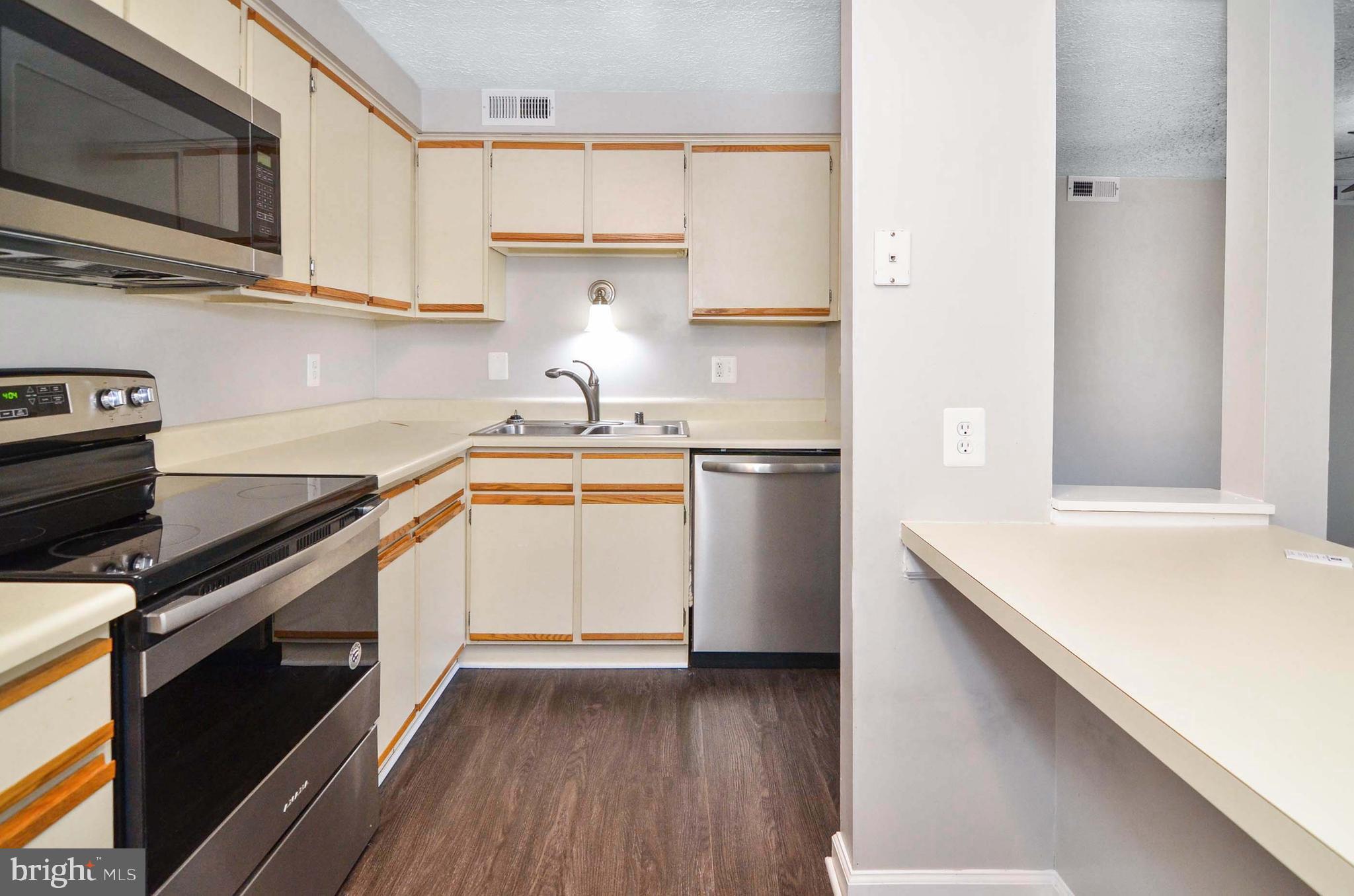 CHESTERFIELD GARDEN CONDOMINIUM - Residential